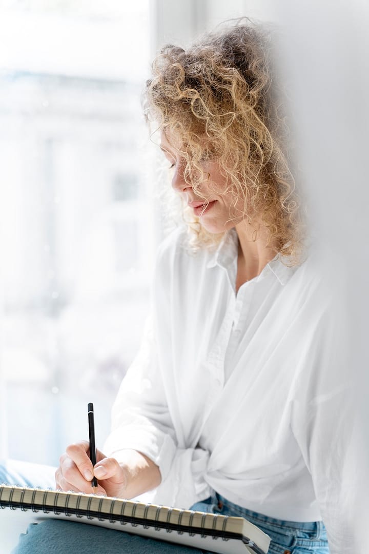 Думи, за да прегърнеш загубата, Ателиета по терапевтично писане, загуби, аборти, проект една от три, feel like writing, загубата на бременност и безплодие